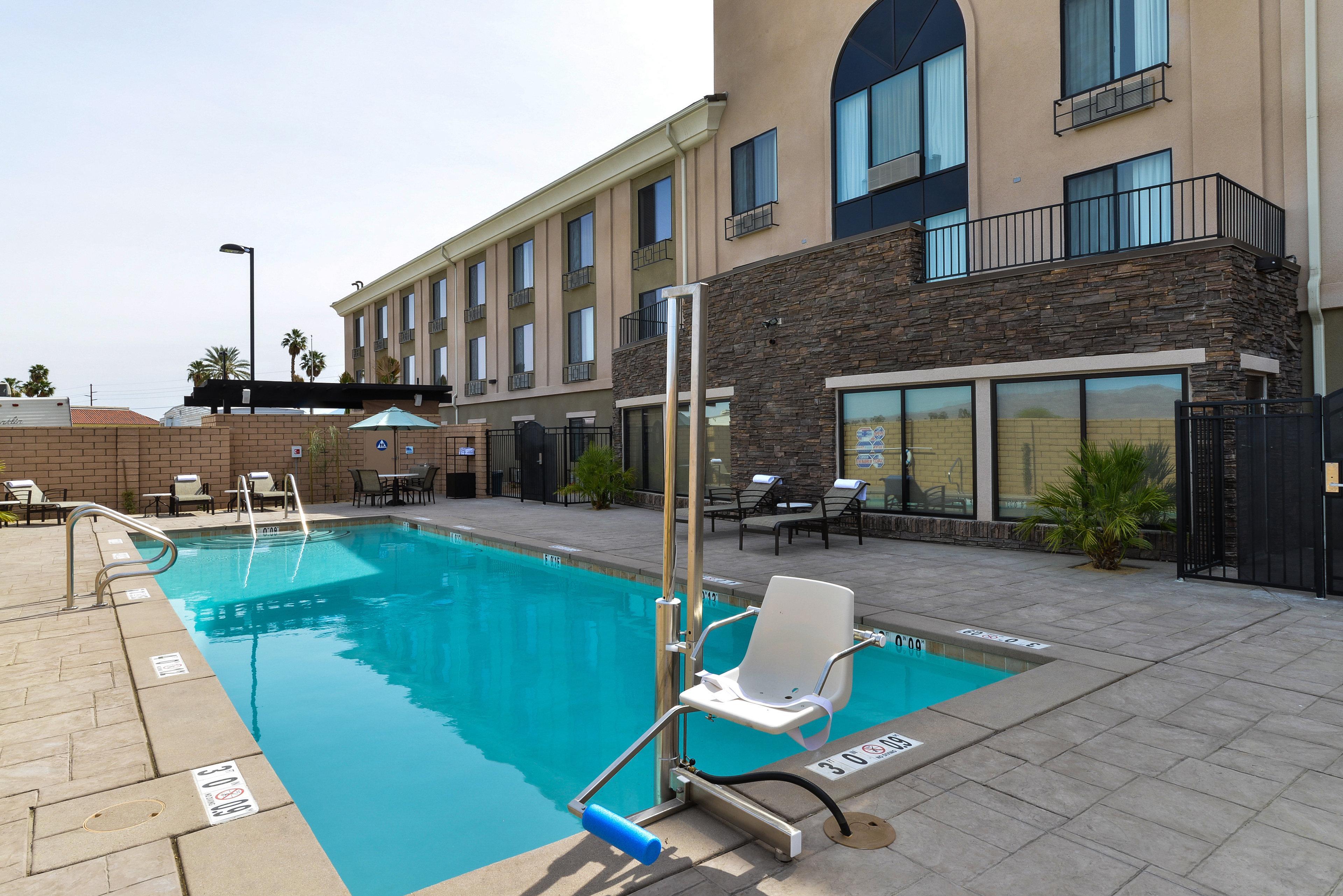 Holiday Inn Express & Suites Indio - Coachella Valley By Ihg Eksteriør bilde